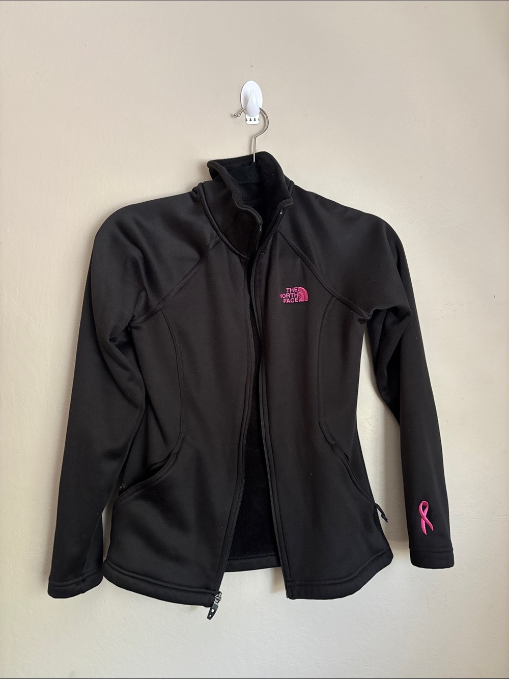 The North Face Women’s Black Softshell Jacket with Pink Logo size XS